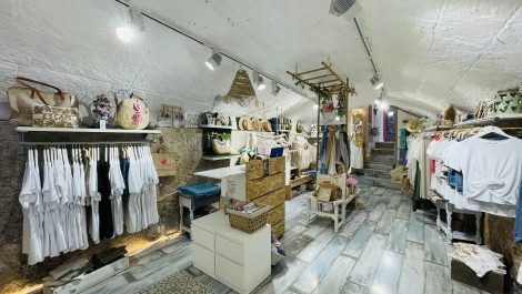 Retail Shop in Prime Location in Palma Mallorca Old Town – Leasehold (Traspaso)